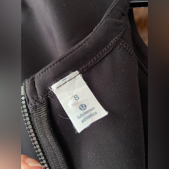 Lululemon Power Date Dress. Black neoprene scuba dress. size 8 - Picture 5 of 10